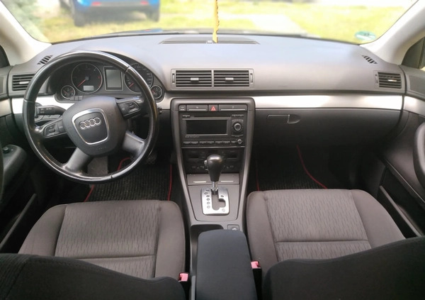 Audi A4 cena 18500 przebieg: 166000, rok produkcji 2007 z Wąbrzeźno małe 232